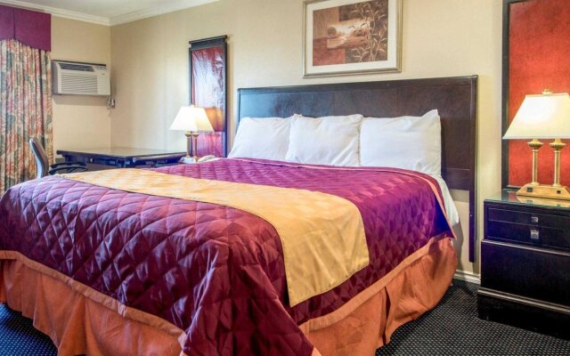 Rodeway Inn Encino