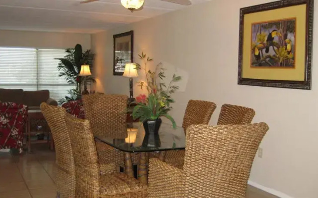 Saida IV Condiminiums - by Island Services