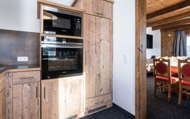 Luxury Holiday Home in Königsleiten with Sauna