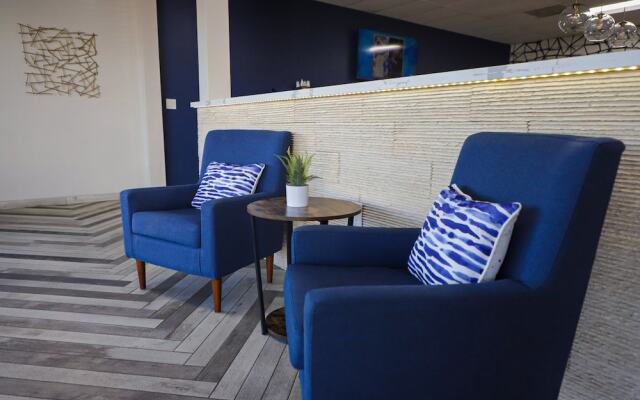 Airport Inn