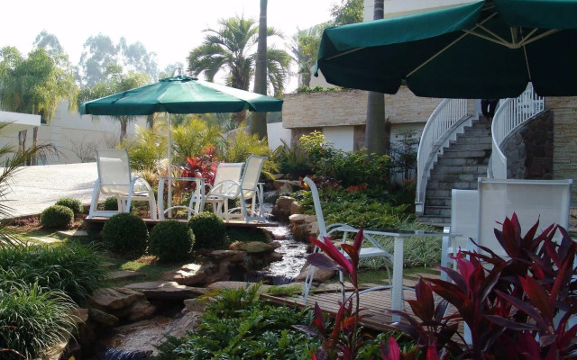 El Shadai Park Hotel