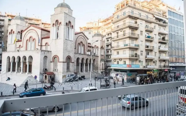 Petit 2 Thessaloniki