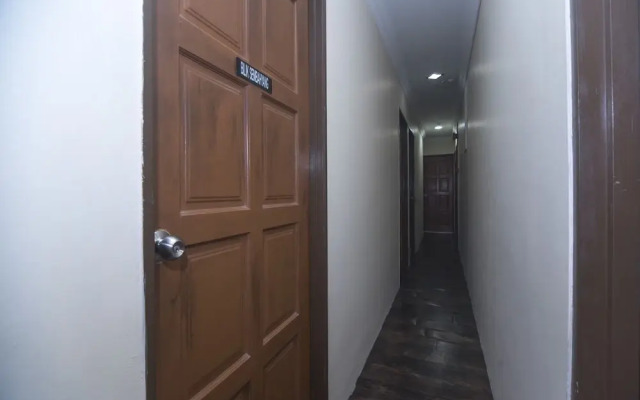 Oyo 11344 I Home Hotel