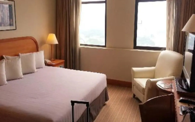Hotel Grand Seasons