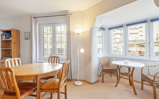 Modern Apartment in Westende/Middelkerke with Beach Nearby