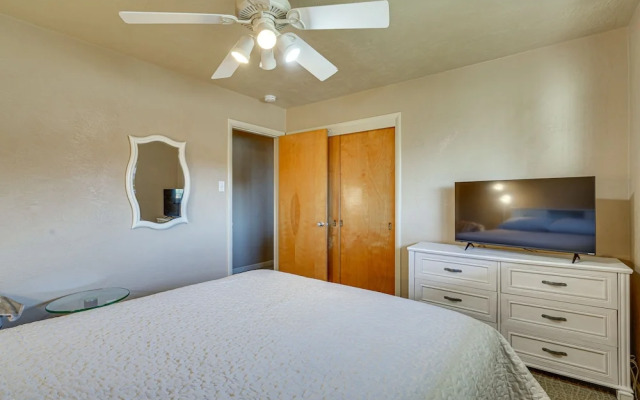 Castro Valley Home w/ Private Deck!