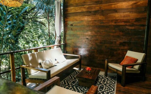 La Loma Jungle Lodge