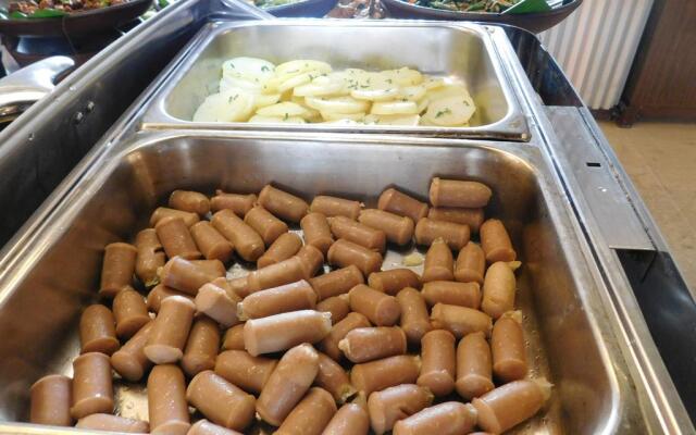 Soll Marina Hotel & Conference Center Bangka