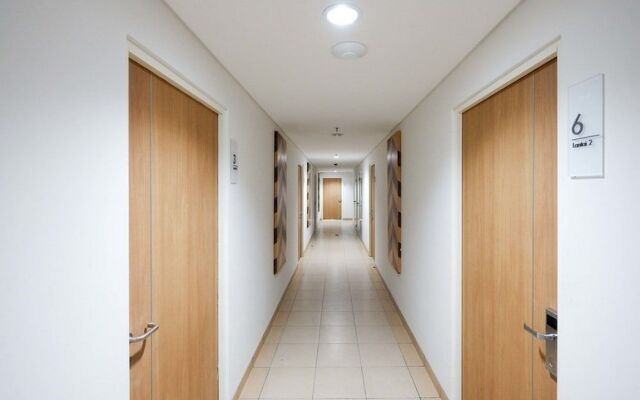 RedDoorz Apartment near Exit Toll Colomadu