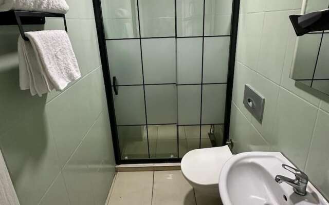Camellia Suit Hotel