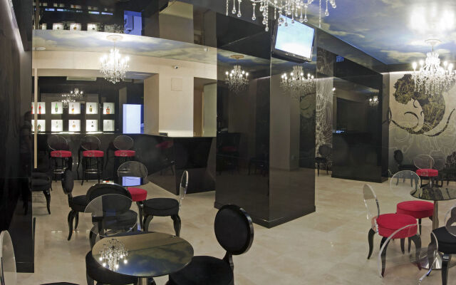 Z Executive Boutique Hotel