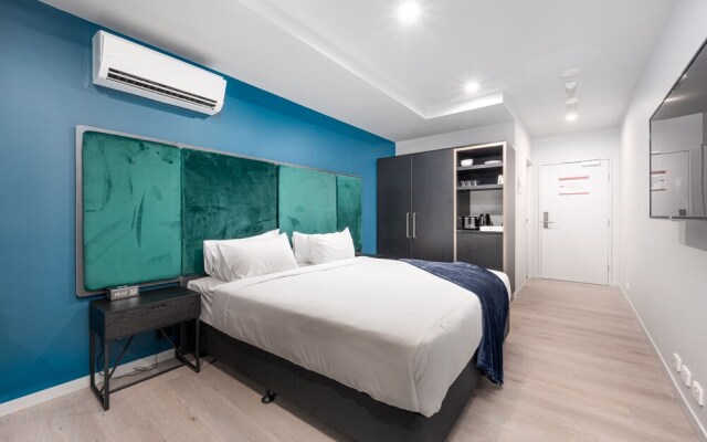 Oros Plus Hotel