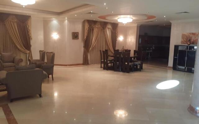 Super luxurious villa with large landscape areas