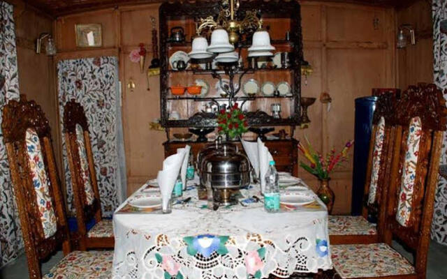 Kohimaran Group Of Houseboats