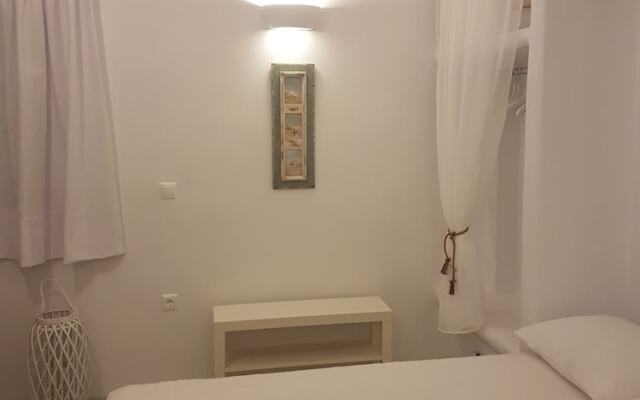 Serifos Houses Livadi