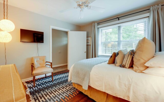 Family-friendly Memphis Hideaway w/ Patio & Grill!