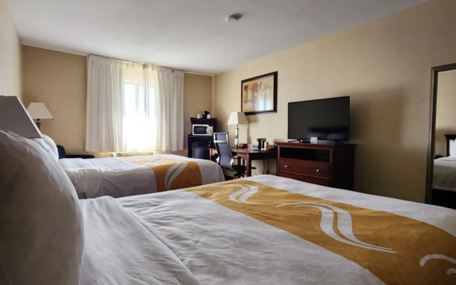 Quality Inn I-70 at Wanamaker