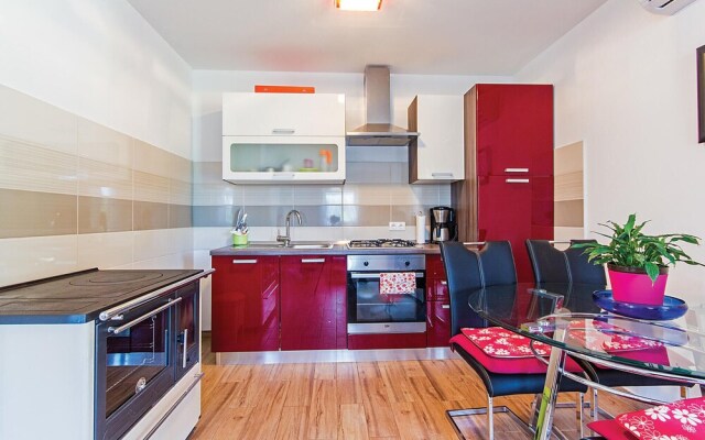 Awesome Home in Sisan With Wifi and 2 Bedrooms