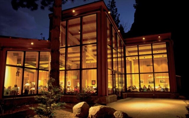 Yosemite Valley Lodge