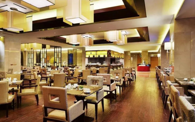 Mingcheng Jinjiang Hotel