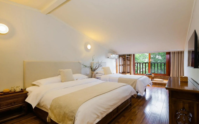 Yangshuo Riverview Hotel