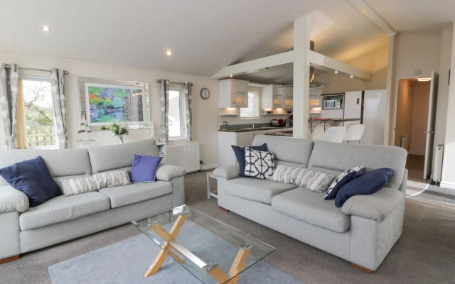 Oyster Bay Lodge