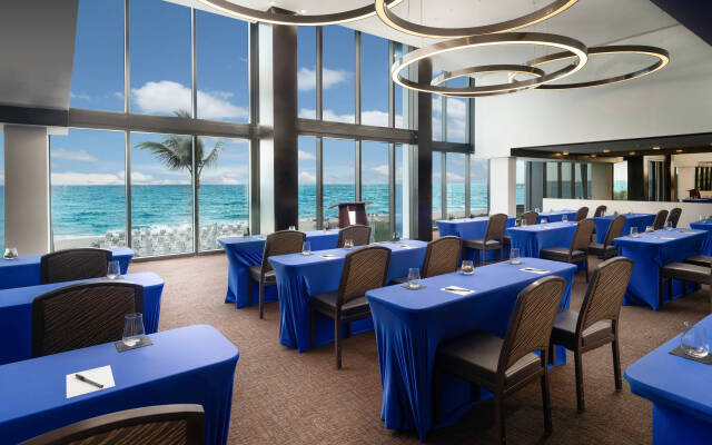 Tideline Palm Beach Ocean Resort and Spa