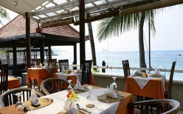 Anom Beach Inn Bungalows