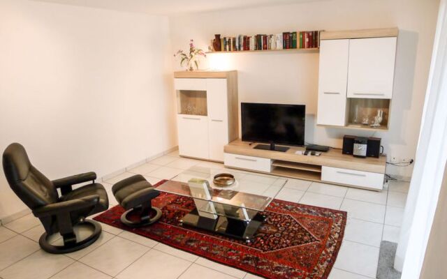 Hegglistrasse 9 27521