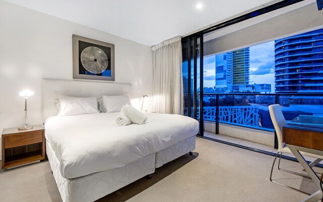 Oracle Resort - Holidays Gold Coast