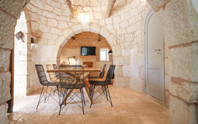 TD Trulli Locobello Stylish Cozy Trulli w Pool