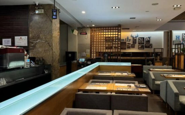 Kayi Hotel