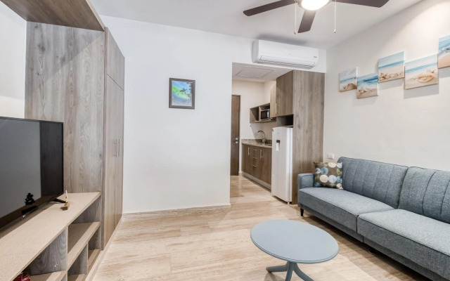 Sea Breezes Studio at Syrena 409