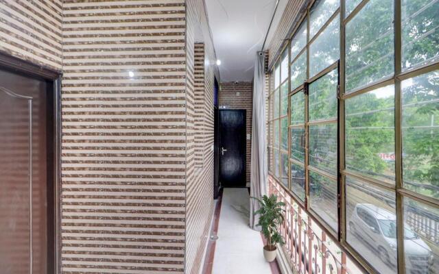 OYO 91483 Hotel Amazing House