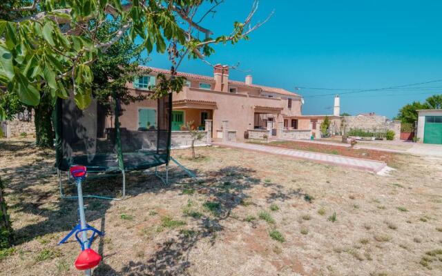 House Ulika