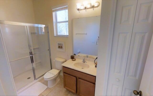 541 Las Fuentes Drive