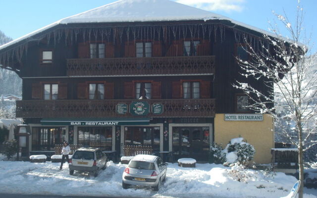 Auberge Du Mont-Rond