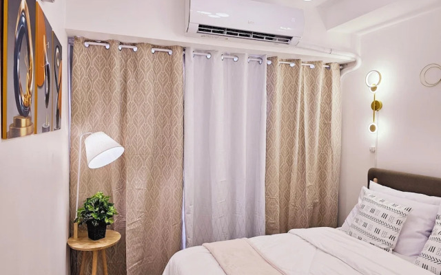 Acellyne's Suites at The Residences