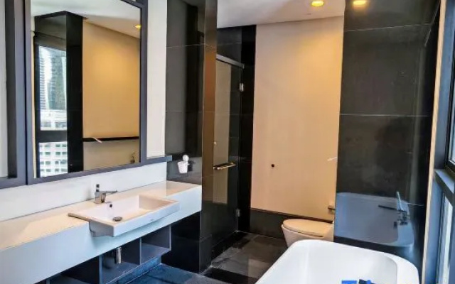 Spacious apartment near KLCC 800m away – Bathroom – Kuala Lumpur
