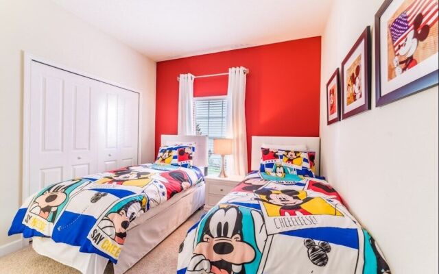 Luxury Disney 5 Bedroom Townhouse