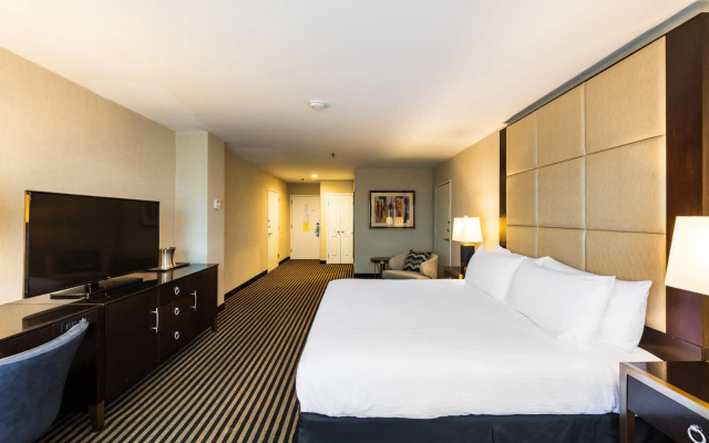 APA Hotel Woodbridge