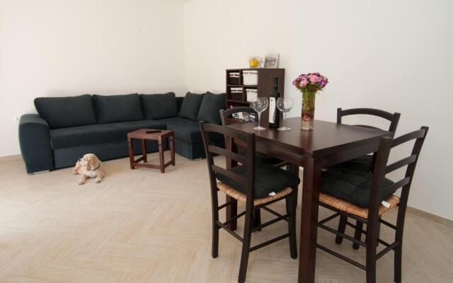 Apartment Tasha's Home
