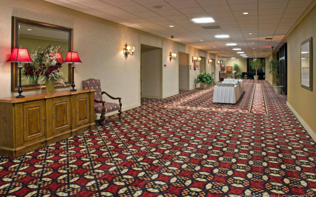 DoubleTree by Hilton Columbus Dublin