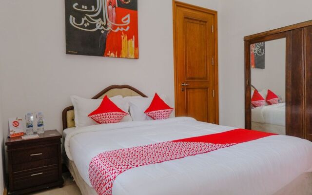 OYO 2295 Daffi Family Residence