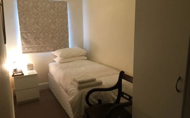 Circles B&B