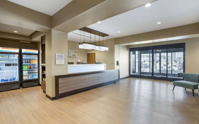 MainStay Suites North - Central York