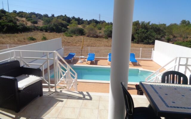 Villa Coelho by Algarkasa