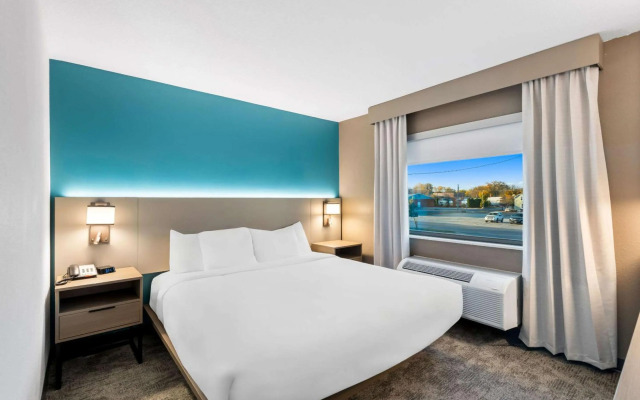 Comfort Inn & Suites