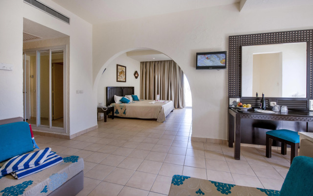 Welcome Meridiana Resort - Families and Couples Only
