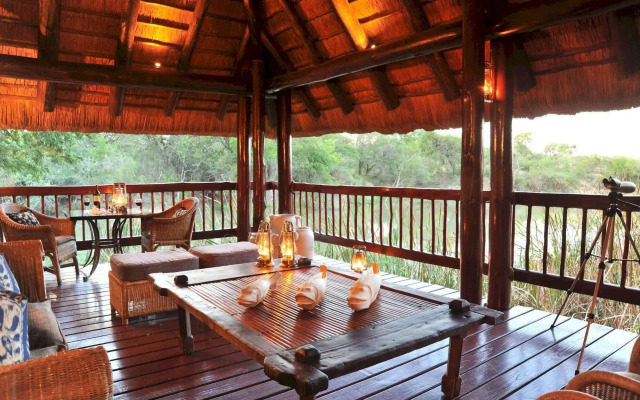 Thornybush Waterside Lodge